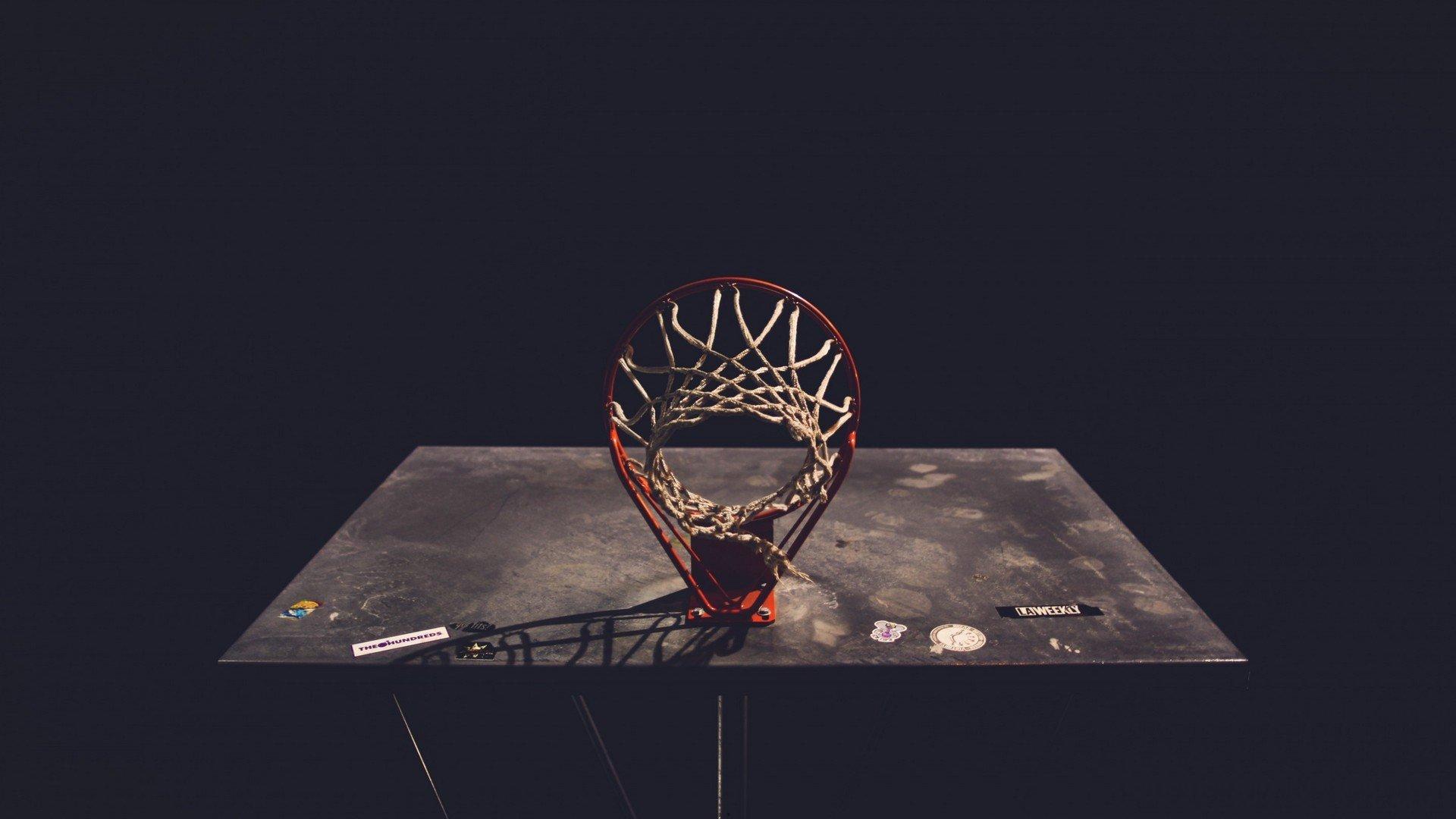 看齐波普!湖人又一3D新星崛起,4年3200万并不亏